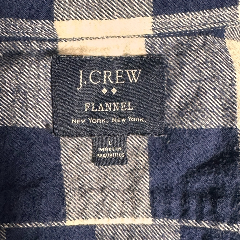 J.Crew Flannel Buffalo Check Button Down Shirt Navy White Men’s Large - Picture 3 of 5
